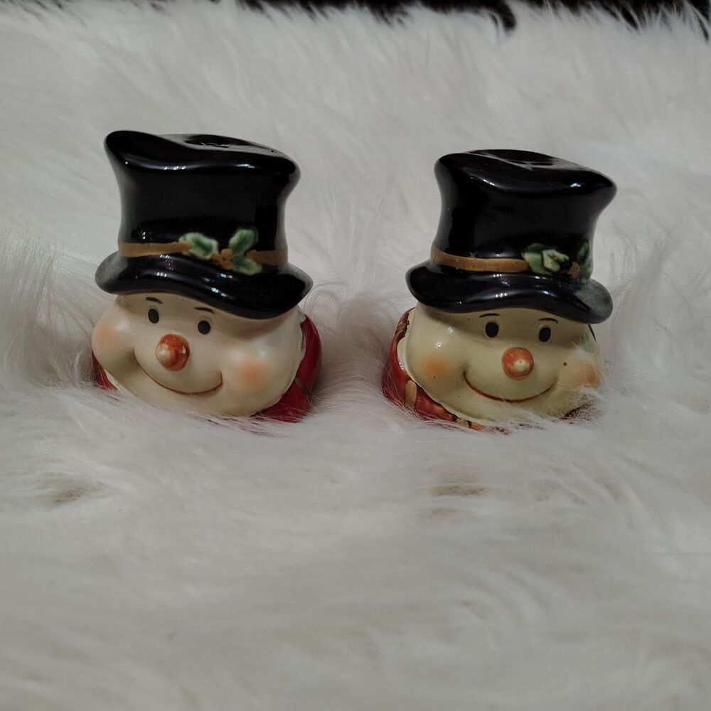 Mini Snowman Heads Salt & Pepper Shaker Top Hat Ceramic Christmas Vintage